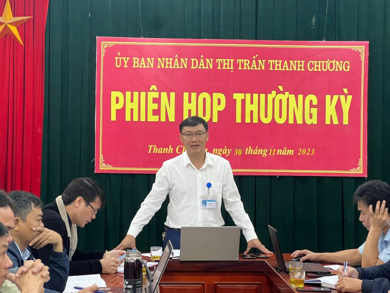 Đ/c Tưởng Đăng Hào, Phó bí thư đảng ủy, Chủ tịch UBND Thị trấn chủ trì Phiên họp.