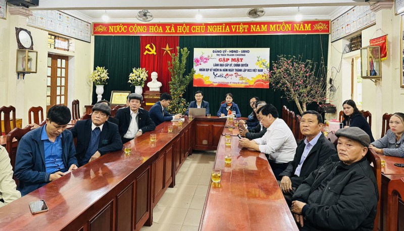 Thị trấn tổ chức gặp mặt nguyên lãnh đạo qua các thời kỳ nhân kỷ niệm 94 năm Ngày thành lập Đảng và đón xuân Giáp Thìn 2024